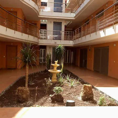 Appartement Hola 1-30